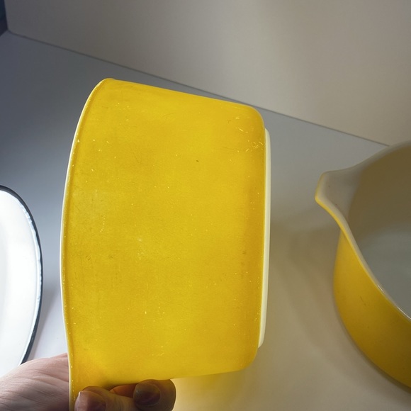 Pyrex Casserole Dishes - Picture 7 of 14